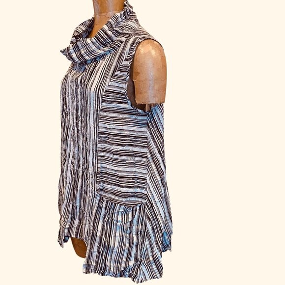 LIV BY HABITAT Lightweight Sleeveless Crinkle Tunic Top Striped Sz M #275H - Picture 3 of 9